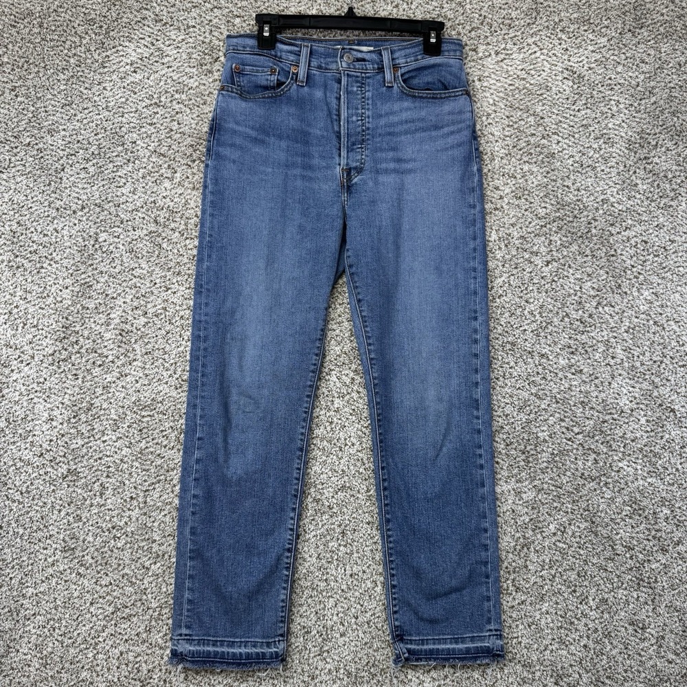 Levi's Wedgie Straight Jeans Women's Size 29‎ Premium Denim Button Fly Raw Hem